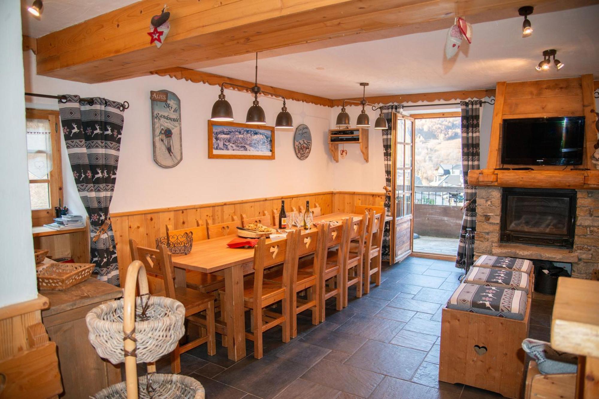 Chalet Cosy Pour 13 Sauna Villa Saint-Martin-de-Belleville Luaran gambar